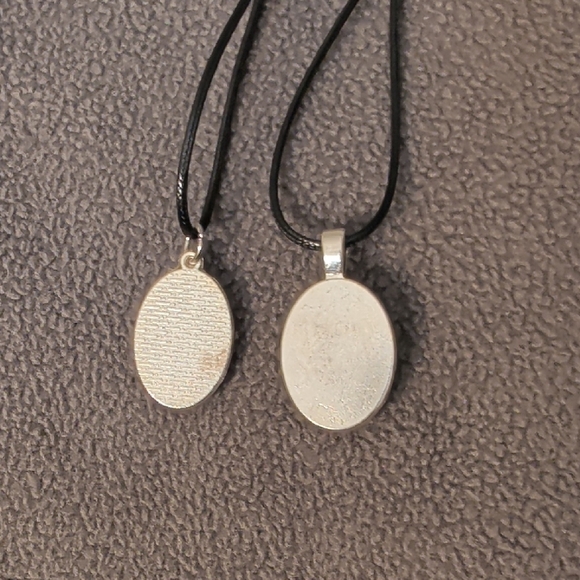 2 Hand Crafted Resin Silver Necklace with Red and Green Accents - Picture 4 of 4